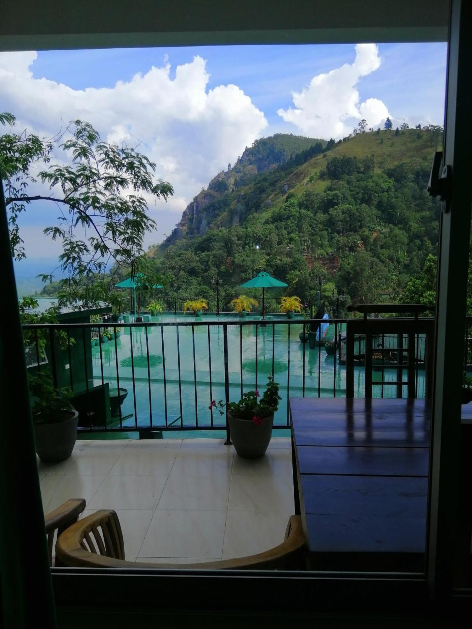 Super View Apartment Ела Екстериор снимка